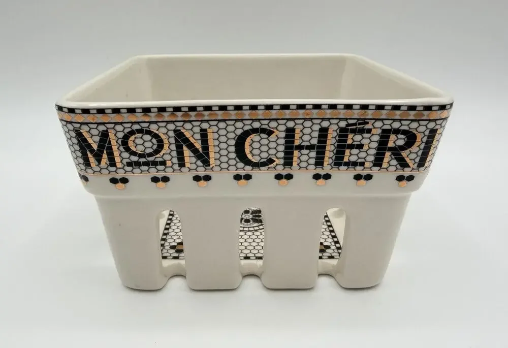 Anthropologie Mon Cheri Bistro Garden Tile Small Stoneware Berry Basket 4.25”